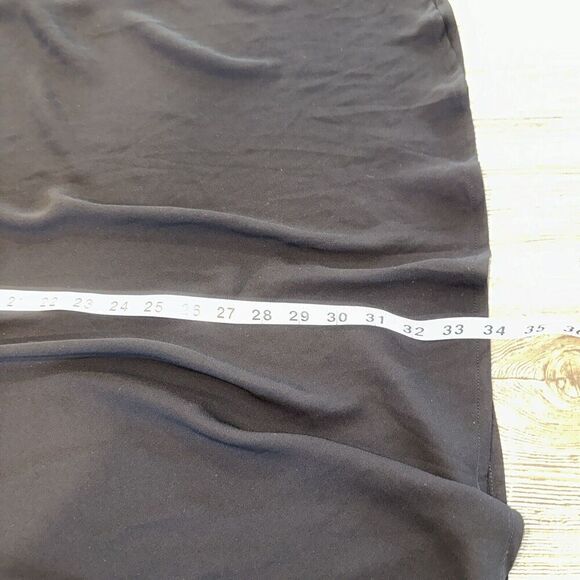 Halogen Nordstrom Rich Black Skirt. Size Medium. NWT. Y - Picture 7 of 8